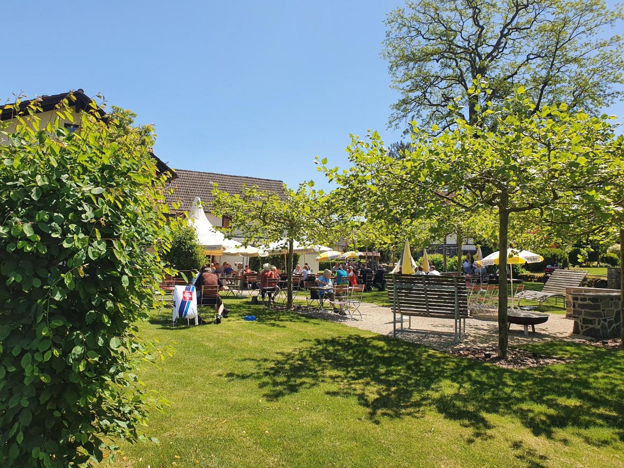 Deutsches Haus Hotel Restaurant Gastwirtschaft Biergarten Am Radweg Bermuthshain Zewnętrze zdjęcie